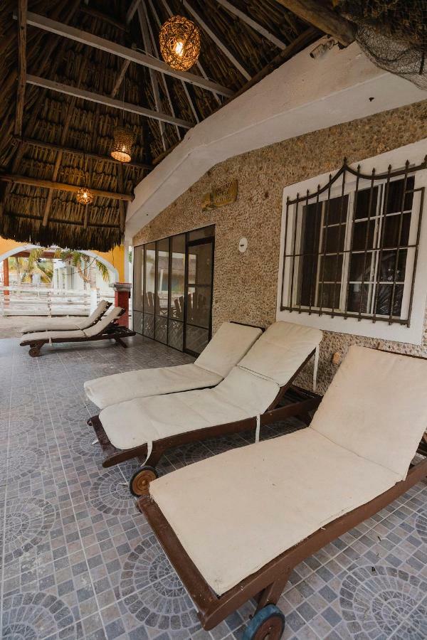 Hacienda Antigua Villa El Cuyo Esterno foto